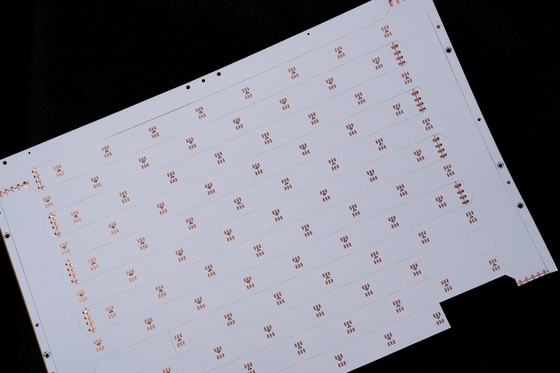 Wysokiej jakości, dostosowywalna tablica obwodowa z paskiem paskowym LED PCB, wodoodporna i elastyczna konstrukcja urządzeń grzewczych i masażowych